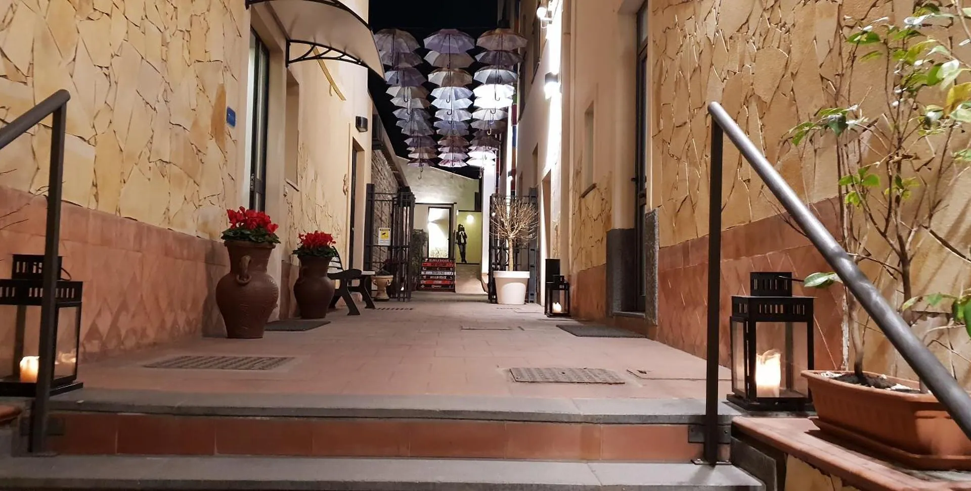 ***  Art & Jazz Hotel Catania Italy